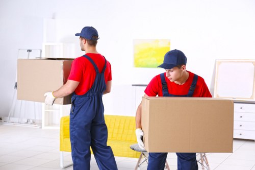 Local removal team supporting a Wimbledon home move