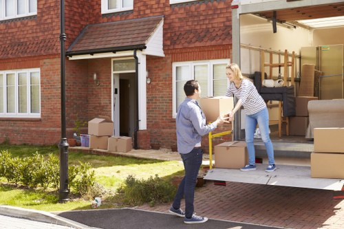 Home moving service in Wimbledon for local residential relocations