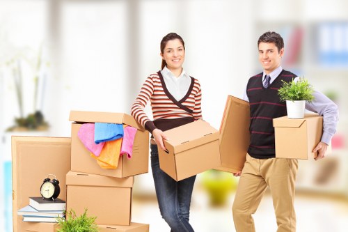 Packing and loading support for a Wimbledon moving service