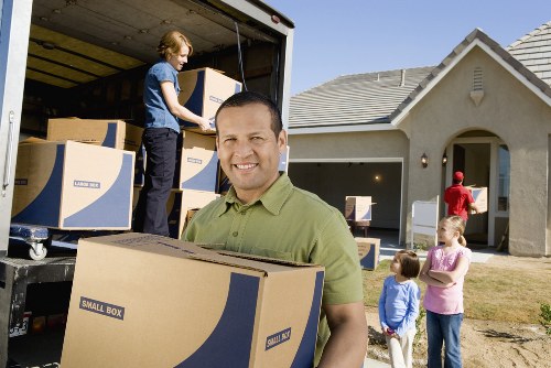 Local moving van serving Wimbledon homes and offices